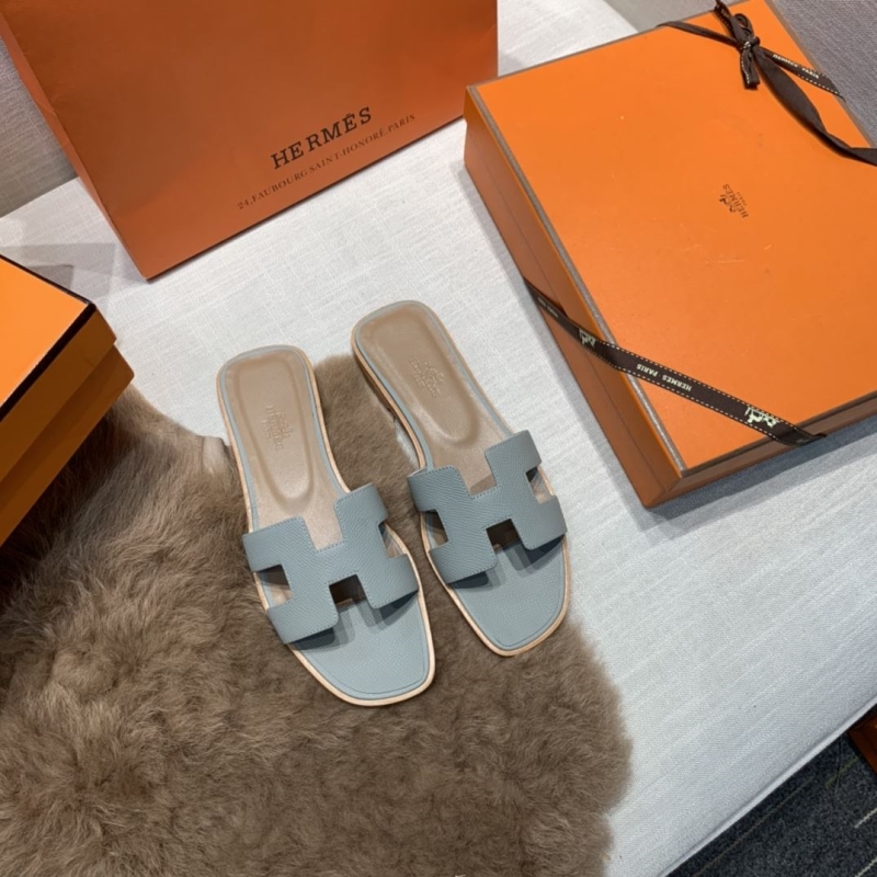 H**mes slippers